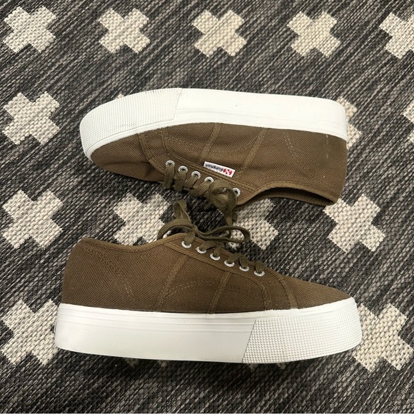 Superga Unisex 2790 Acotw Military Green Platform Sneaker Size 10 - Picture 3 of 6